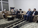 استاندار تهران به دیدار خانواده شهید محمد حسین میرزایی در پردیس رفت