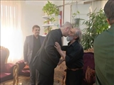 دیدار مسئولان شهرستان پردیس با خانواده شهیدان طاهری