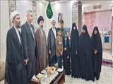 دیدار مسئولان با خانواده شهید مدافع حرم سردارحسین محمدی