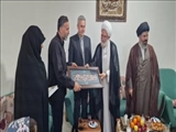 دیدار صمیمی رئیس شورای سیاستگذاری ائمه جمعه با خانواده شهید نخبه خطیب زاده در پردیس