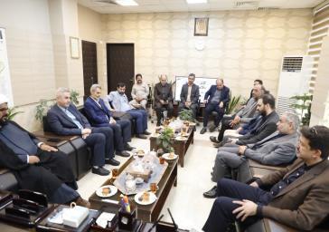 دیدار مسئولان دانشگاه آزاد پردیس با فرماندار به مناسبت هفته دولت