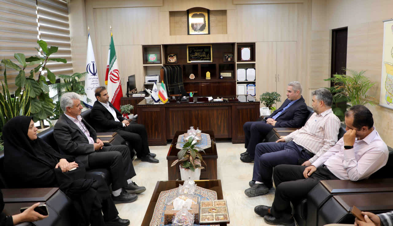دیدار رئیس جهاد کشاورزی شهرستان پردیس با فرماندار